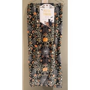 Envogue Halloween FLORAL BLACK CAT & PUMPKIN Plush Throw Blanket 60" x 70" NWT